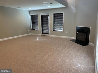 9127 Marlove Oaks Ln, Owings Mills, MD 21117 - photo 4