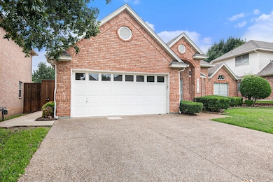 2716 Mimosa Ct, Bedford, TX 76021 - photo 2