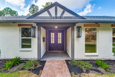 13815 Kingsride Ln, Houston, TX 77079 - photo 4