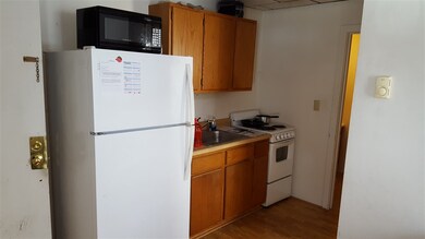 121 Main St, Lincoln, NH 03251 - photo 3