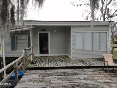 9129 Riverlodge Dr, Moss Point, MS 39562 - photo 2
