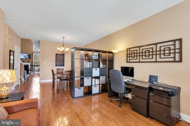 156 Pennsbury Ln, Woodbury, NJ 08096 - photo 2