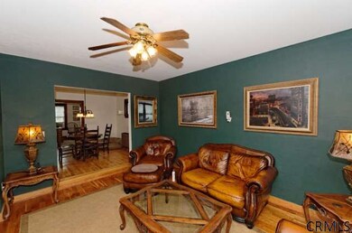 65 Pinewood Ave, Albany, NY 12208 - photo 5