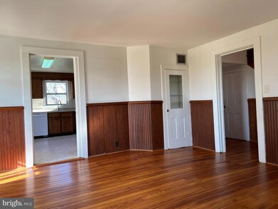 2184 Crenshaw Rd, Marshall, VA 20115 - photo 5