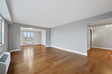 University Square #1 unit 607, Pittsburgh, PA 15213 - photo 3