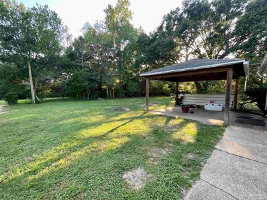 2079 Interstate Cir, Pensacola, FL 32526 - photo 2