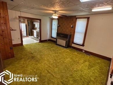 312 E South St, Blakesburg, IA 52536 - photo 4