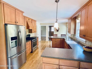 132A Droms Rd, Schenectady, NY 12302 - photo 6