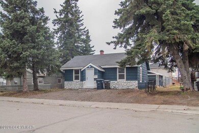 232 N Hoyt 2