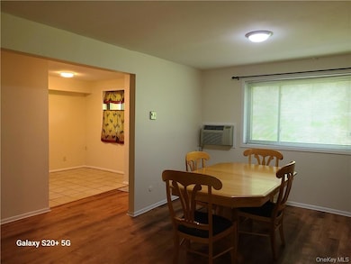 10 Oakwood Terrace unit 18, New Windsor, NY 12553 - photo 7