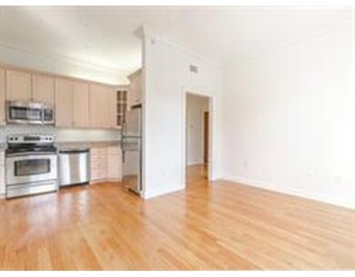 421 Hanover St unit 42, Boston, MA 02113 - photo 4