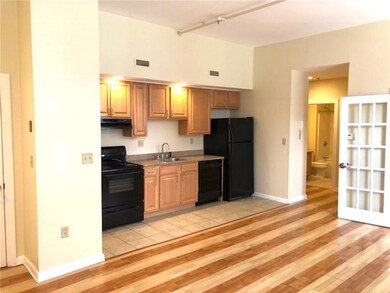 87 Washington St unit 203, Providence, RI 02903 - photo 2