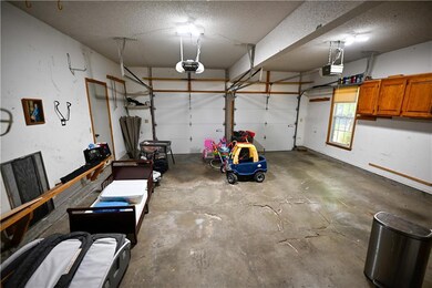 15529 W 83rd Terrace, Lenexa, KS 66219 - photo 4