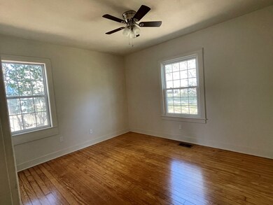 401 Laurel St, McComb, MS 39648 - photo 3