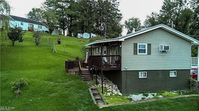 159 Summit St, Spencer, WV 25276 - photo 2
