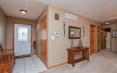 2130 Catherine Ct, Marion, IA 52302 - photo 2