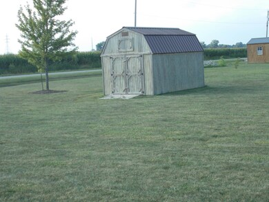 4506 N Sampson Rd, Woodburn, IN 46797 - photo 7