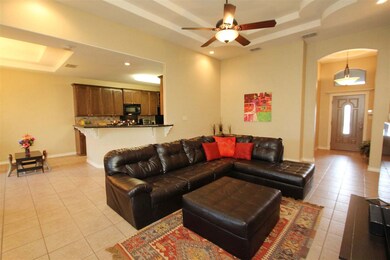 609 Crackle Grove Dr, Laredo, TX 78045 - photo 2