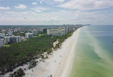 3 Bluebill Ave unit 511, Naples, FL 34108 - photo 2