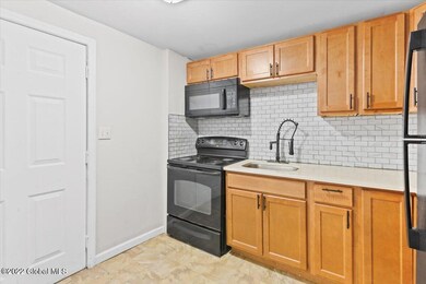 217 2nd Ave, Albany, NY 12202 - photo 4