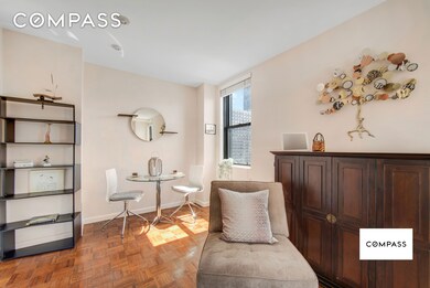 The Sherwood unit 11E, New York, NY 10019 - photo 3