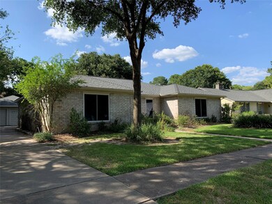 5218 Moss Glenn Ln, Houston, TX 77088 - photo 3