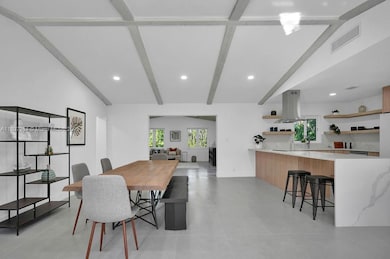 117 NE 20th St, Wilton Manors, FL 33305 - photo 5