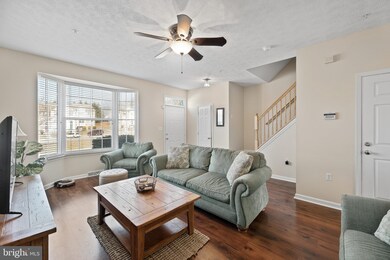 1159 Balsam Cir, Sykesville, MD 21784 - photo 2