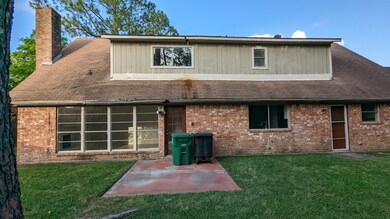 7631 White Fir Dr, Houston, TX 77088 - photo 2