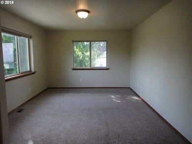 Bedroom, Primary