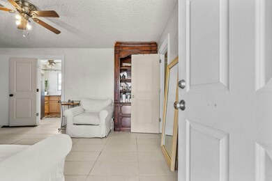 37940 10th St E, Palmdale, CA 93550 - photo 5