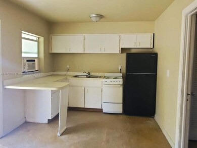 977 Miner unit 7, Lake Worth, FL 334 - photo 3