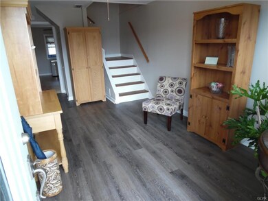 857 N Halstead St, Allentown, PA 18109 - photo 3