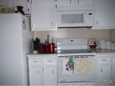 4503 Bac Ct, Fayetteville, NC 28314 - photo 5