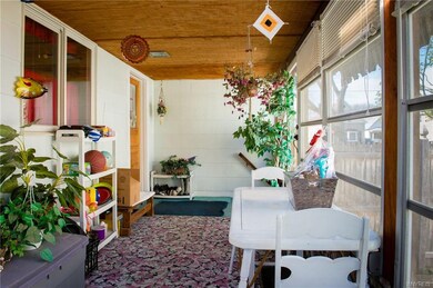 55 5th Ave, North Tonawanda, NY 14120 - photo 3