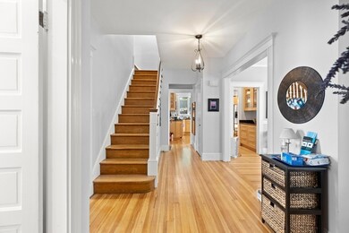 25 Bartlett Crescent unit 1, Brookline, MA 02446 - photo 5