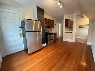 5 Kendall St unit 3, Brookline, MA 02445 - photo 2