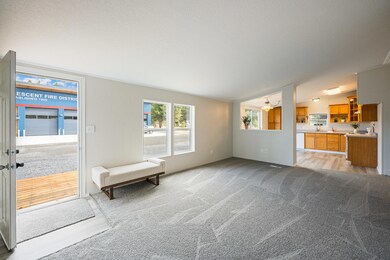 314 Jones St, Crescent, OR 97733 - photo 4