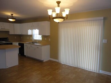 59 Hilltop Farms Blvd, Whiteland, IN 46184 - photo 5