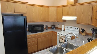 1764 SW 27th St, Redmond, OR 97756 - photo 6