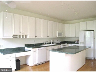 385 Dewsbury Place, Blue Bell, PA 19422 - photo 7