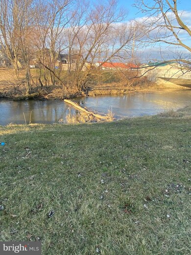 3548 Gregway Dr, Chambersburg, PA 17202 - photo 5