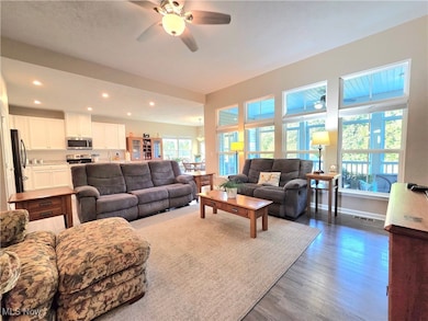 12584 Caribou Ct, Columbia Station, OH 44028 - photo 6