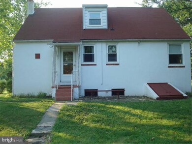 1264 James Rd, Pennsburg, PA 18073 - photo 2