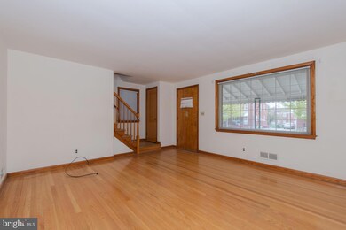 3502 Northway Dr, Parkville, MD 21234 - photo 5