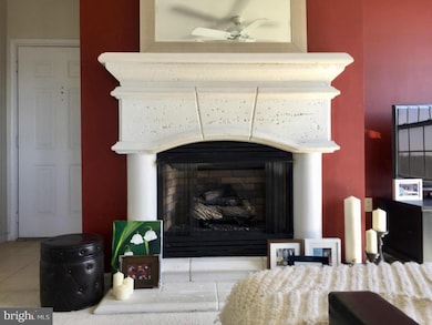 12909 Centre Park Cir unit 408, Oak Hill, VA 20171 - photo 6