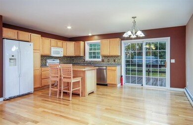 5 Camp St, Essex Junction, VT 05452 - photo 5