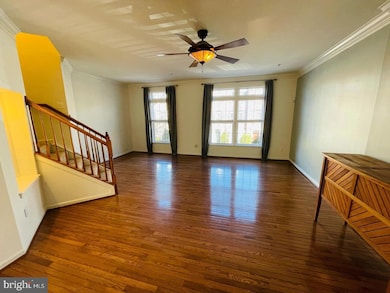 708 Scarburgh Way, Alexandria, VA 22314 - photo 2