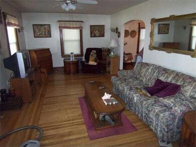 16 Cross St, Quincy, MA 02169 - photo 3