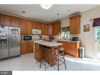 67 Arbor Cir, Colmar, PA 18915 - photo 7